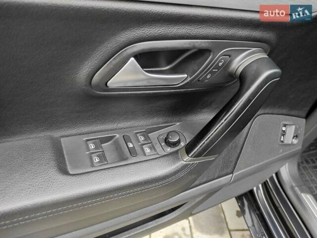 Чорний Фольксваген CC / Passat CC, об'ємом двигуна 2 л та пробігом 205 тис. км за 11499 $, фото 29 на Automoto.ua