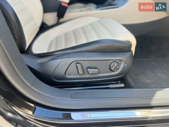 Черный Фольксваген CC / Passat CC, объемом двигателя 1.98 л и пробегом 123 тыс. км за 11999 $, фото 73 на Automoto.ua