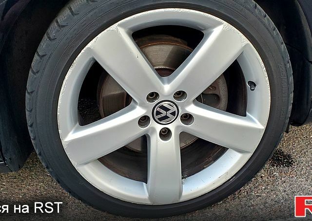 Черный Фольксваген CC, объемом двигателя 2 л и пробегом 268 тыс. км за 9300 $, фото 8 на Automoto.ua