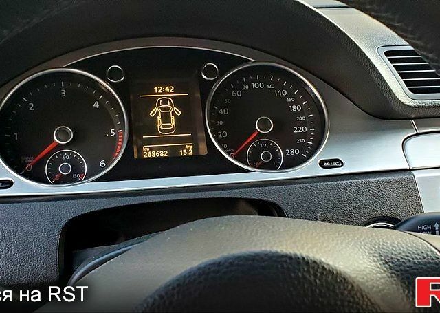 Черный Фольксваген CC, объемом двигателя 2 л и пробегом 268 тыс. км за 9300 $, фото 5 на Automoto.ua