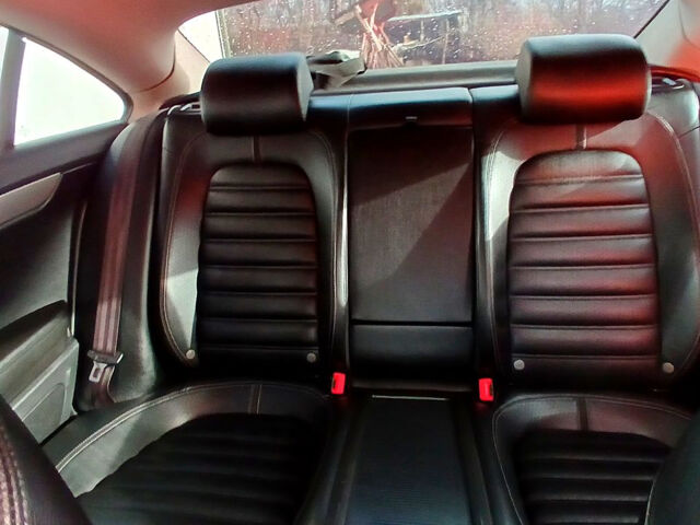 Черный Фольксваген CC, объемом двигателя 2 л и пробегом 275 тыс. км за 7999 $, фото 5 на Automoto.ua