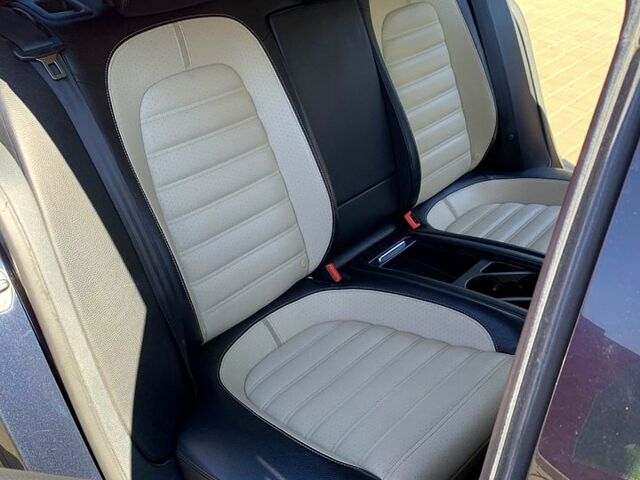 Черный Фольксваген CC, объемом двигателя 2 л и пробегом 251 тыс. км за 7700 $, фото 4 на Automoto.ua