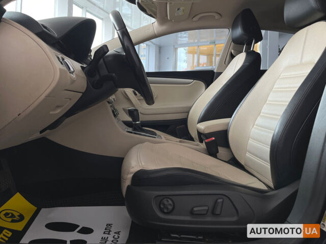 Черный Фольксваген CC, объемом двигателя 2 л и пробегом 200 тыс. км за 9800 $, фото 10 на Automoto.ua