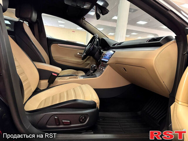 Черный Фольксваген CC, объемом двигателя 2 л и пробегом 185 тыс. км за 10200 $, фото 6 на Automoto.ua