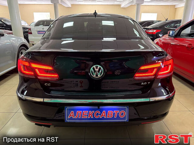 Черный Фольксваген CC, объемом двигателя 2 л и пробегом 185 тыс. км за 10200 $, фото 2 на Automoto.ua