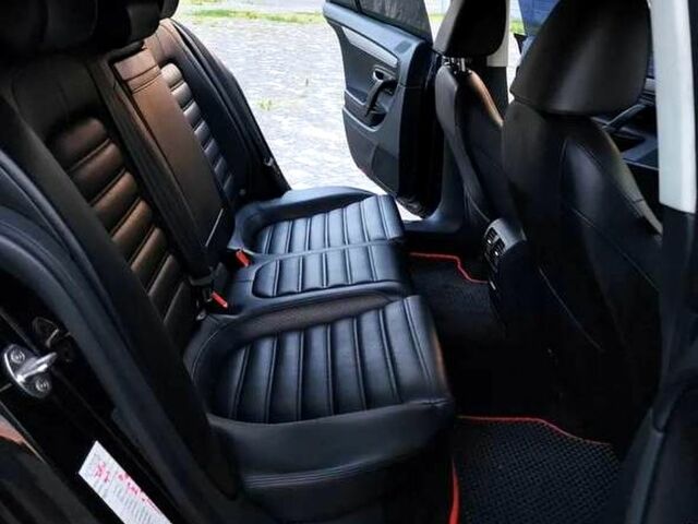 Черный Фольксваген CC, объемом двигателя 2 л и пробегом 224 тыс. км за 11900 $, фото 3 на Automoto.ua