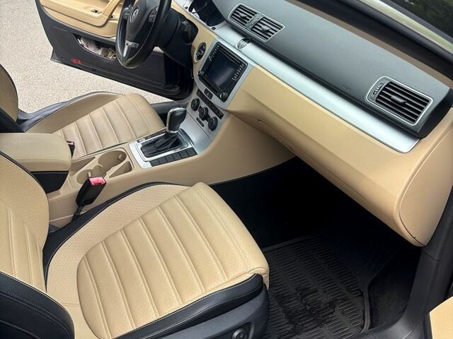 Черный Фольксваген CC, объемом двигателя 2 л и пробегом 89 тыс. км за 15500 $, фото 7 на Automoto.ua