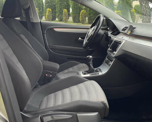 Коричневый Фольксваген CC / Passat CC, объемом двигателя 1.8 л и пробегом 258 тыс. км за 7700 $, фото 26 на Automoto.ua