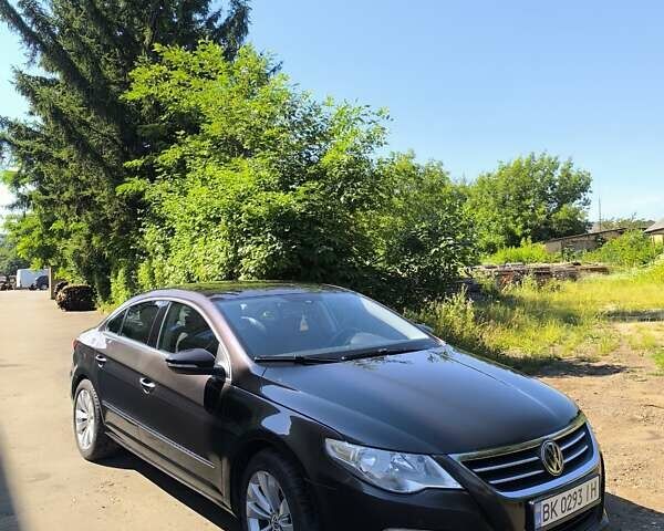 Коричневый Фольксваген CC / Passat CC, объемом двигателя 1.97 л и пробегом 387 тыс. км за 9200 $, фото 1 на Automoto.ua