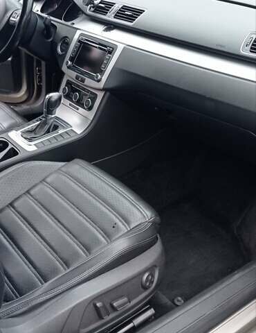 Коричневый Фольксваген CC / Passat CC, объемом двигателя 1.98 л и пробегом 279 тыс. км за 9600 $, фото 28 на Automoto.ua
