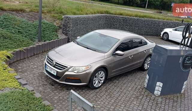 Коричневый Фольксваген CC / Passat CC, объемом двигателя 1.98 л и пробегом 279 тыс. км за 9600 $, фото 1 на Automoto.ua