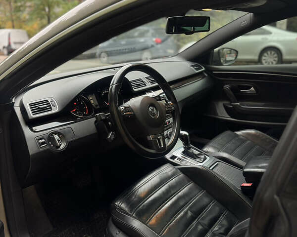 Коричневий Фольксваген CC / Passat CC, об'ємом двигуна 1.98 л та пробігом 250 тис. км за 12500 $, фото 5 на Automoto.ua