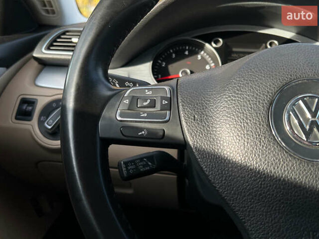 Коричневий Фольксваген CC / Passat CC, об'ємом двигуна 1.98 л та пробігом 137 тис. км за 12500 $, фото 8 на Automoto.ua