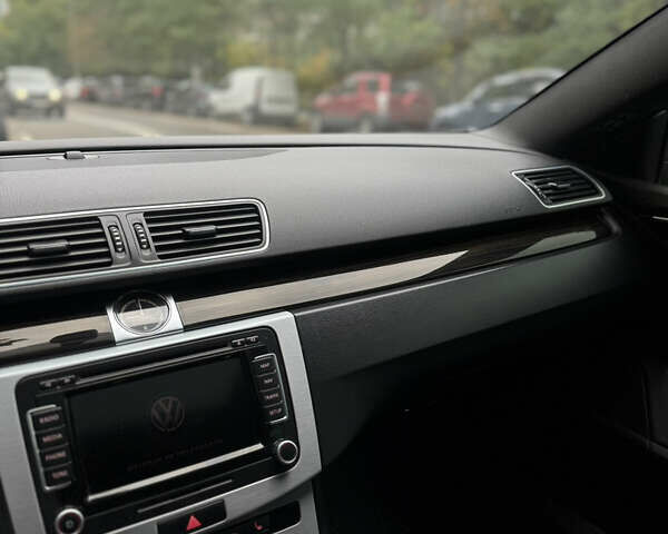 Коричневий Фольксваген CC / Passat CC, об'ємом двигуна 1.98 л та пробігом 250 тис. км за 12500 $, фото 10 на Automoto.ua