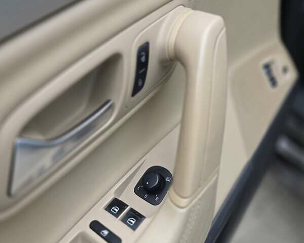 Коричневый Фольксваген CC / Passat CC, объемом двигателя 1.98 л и пробегом 142 тыс. км за 10900 $, фото 19 на Automoto.ua