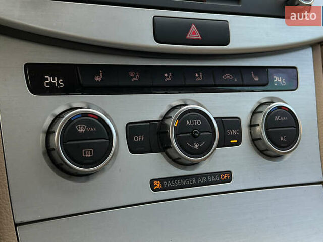 Коричневий Фольксваген CC / Passat CC, об'ємом двигуна 1.98 л та пробігом 137 тис. км за 12500 $, фото 13 на Automoto.ua
