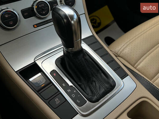 Коричневий Фольксваген CC / Passat CC, об'ємом двигуна 1.98 л та пробігом 137 тис. км за 12500 $, фото 14 на Automoto.ua