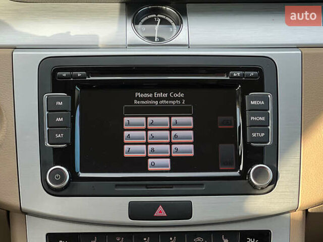 Коричневий Фольксваген CC / Passat CC, об'ємом двигуна 1.98 л та пробігом 137 тис. км за 12500 $, фото 12 на Automoto.ua