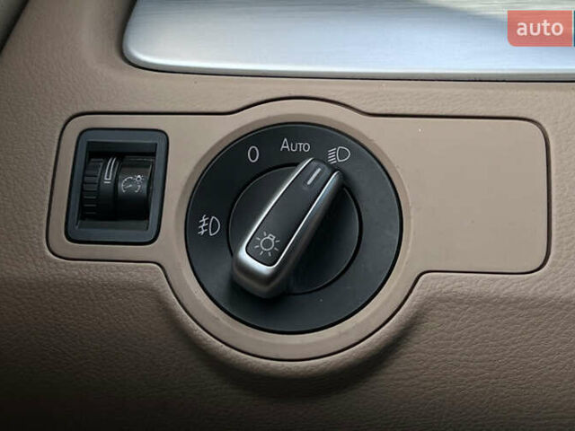 Коричневий Фольксваген CC / Passat CC, об'ємом двигуна 1.98 л та пробігом 137 тис. км за 12500 $, фото 15 на Automoto.ua