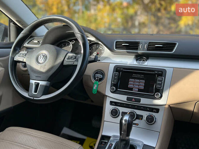 Коричневий Фольксваген CC / Passat CC, об'ємом двигуна 1.98 л та пробігом 137 тис. км за 12500 $, фото 17 на Automoto.ua