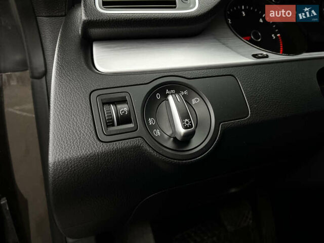 Коричневый Фольксваген CC / Passat CC, объемом двигателя 1.97 л и пробегом 177 тыс. км за 12800 $, фото 19 на Automoto.ua