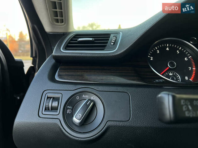 Коричневый Фольксваген CC / Passat CC, объемом двигателя 1.98 л и пробегом 220 тыс. км за 9999 $, фото 74 на Automoto.ua