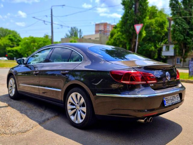 Коричневый Фольксваген CC, объемом двигателя 2 л и пробегом 176 тыс. км за 12500 $, фото 2 на Automoto.ua