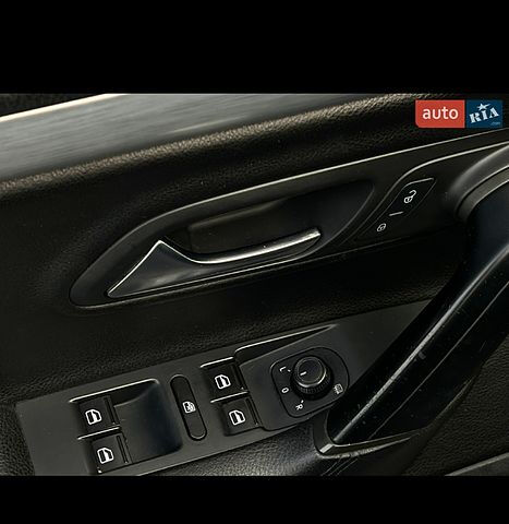 Коричневый Фольксваген CC, объемом двигателя 2 л и пробегом 196 тыс. км за 13000 $, фото 11 на Automoto.ua