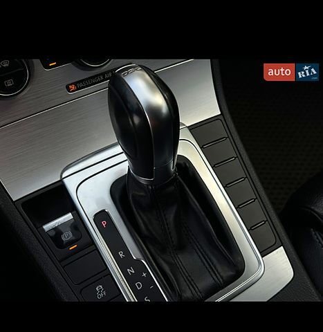 Коричневый Фольксваген CC, объемом двигателя 2 л и пробегом 196 тыс. км за 13000 $, фото 1 на Automoto.ua