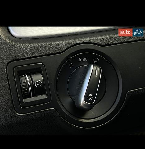 Коричневый Фольксваген CC, объемом двигателя 2 л и пробегом 196 тыс. км за 13000 $, фото 12 на Automoto.ua