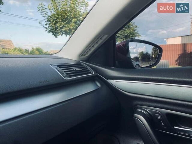 Красный Фольксваген CC / Passat CC, объемом двигателя 1.98 л и пробегом 123 тыс. км за 12000 $, фото 42 на Automoto.ua