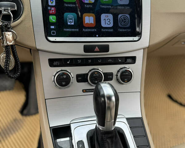 Красный Фольксваген CC / Passat CC, объемом двигателя 1.98 л и пробегом 158 тыс. км за 11700 $, фото 25 на Automoto.ua