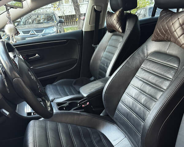 Фольксваген CC / Passat CC 2013 в Киеве на Automoto.ua Красный Фольксваген CC / Passat CC, объемом двигателя 3.6 л и пробегом 204 тыс. км за 10600 $, фото 10 на Automoto.ua