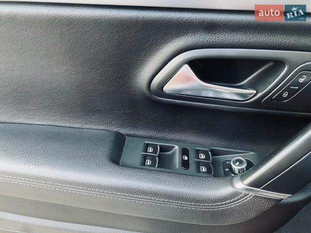 Красный Фольксваген CC / Passat CC, объемом двигателя 1.98 л и пробегом 123 тыс. км за 12000 $, фото 46 на Automoto.ua