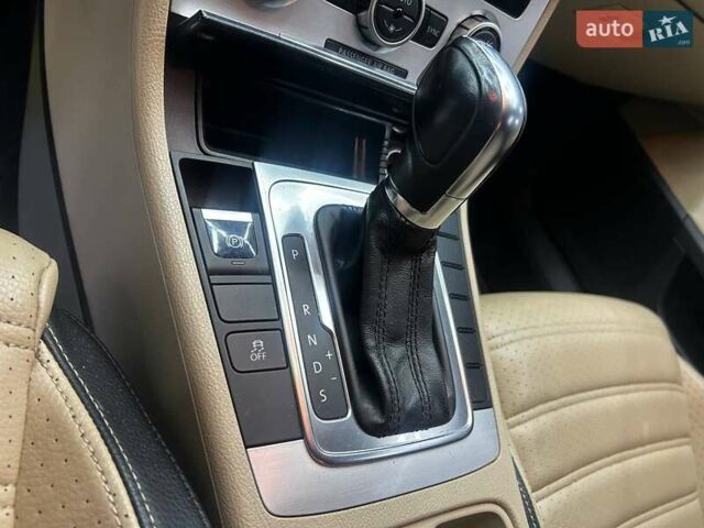 Красный Фольксваген CC / Passat CC, объемом двигателя 1.98 л и пробегом 193 тыс. км за 11500 $, фото 8 на Automoto.ua