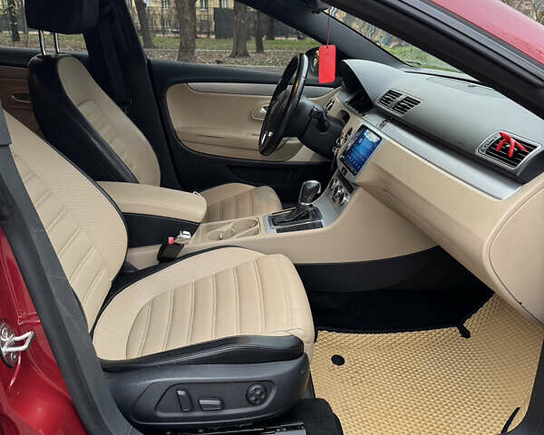 Красный Фольксваген CC / Passat CC, объемом двигателя 2 л и пробегом 158 тыс. км за 10999 $, фото 18 на Automoto.ua