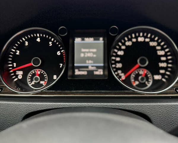 Красный Фольксваген CC / Passat CC, объемом двигателя 3.6 л и пробегом 204 тыс. км за 9999 $, фото 11 на Automoto.ua