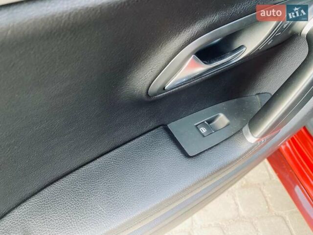 Красный Фольксваген CC / Passat CC, объемом двигателя 1.98 л и пробегом 123 тыс. км за 12000 $, фото 60 на Automoto.ua