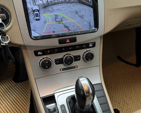 Красный Фольксваген CC / Passat CC, объемом двигателя 2 л и пробегом 158 тыс. км за 10999 $, фото 15 на Automoto.ua