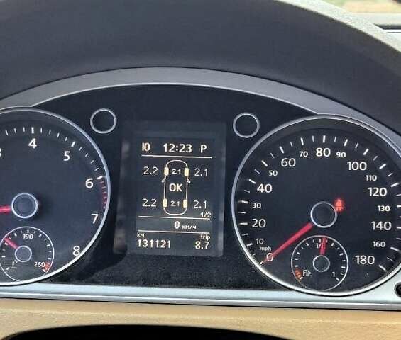 Красный Фольксваген CC / Passat CC, объемом двигателя 1.98 л и пробегом 131 тыс. км за 10300 $, фото 10 на Automoto.ua