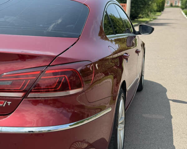 Красный Фольксваген CC / Passat CC, объемом двигателя 1.98 л и пробегом 188 тыс. км за 10150 $, фото 3 на Automoto.ua
