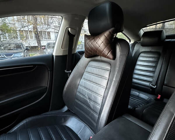 Фольксваген CC / Passat CC 2013 в Киеве на Automoto.ua Красный Фольксваген CC / Passat CC, объемом двигателя 3.6 л и пробегом 204 тыс. км за 10600 $, фото 14 на Automoto.ua