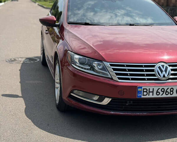 Красный Фольксваген CC / Passat CC, объемом двигателя 1.98 л и пробегом 188 тыс. км за 10150 $, фото 1 на Automoto.ua