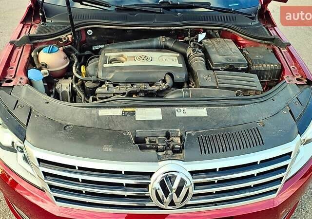 Червоний Фольксваген CC / Passat CC, об'ємом двигуна 1.98 л та пробігом 150 тис. км за 13500 $, фото 10 на Automoto.ua