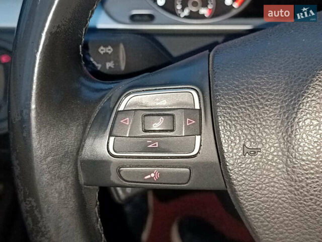 Красный Фольксваген CC / Passat CC, объемом двигателя 2 л и пробегом 151 тыс. км за 13490 $, фото 25 на Automoto.ua