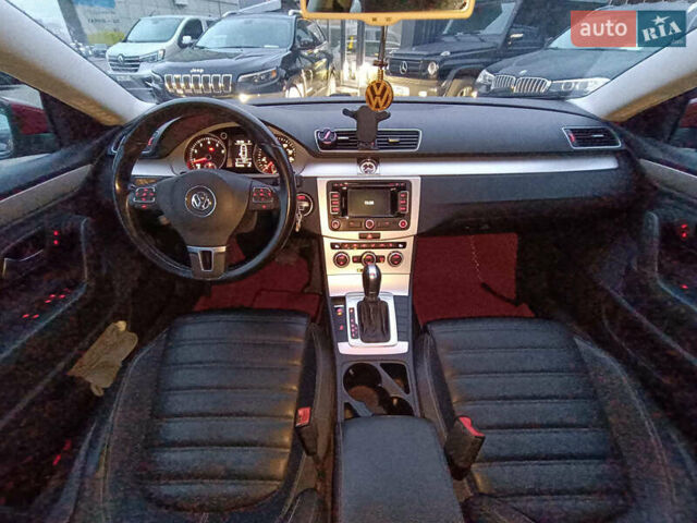 Красный Фольксваген CC / Passat CC, объемом двигателя 2 л и пробегом 151 тыс. км за 13490 $, фото 14 на Automoto.ua