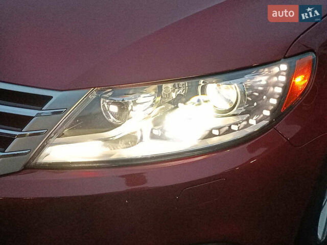 Красный Фольксваген CC / Passat CC, объемом двигателя 2 л и пробегом 151 тыс. км за 13490 $, фото 3 на Automoto.ua
