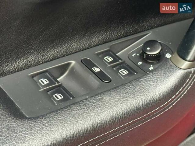 Красный Фольксваген CC / Passat CC, объемом двигателя 1.98 л и пробегом 152 тыс. км за 9400 $, фото 24 на Automoto.ua