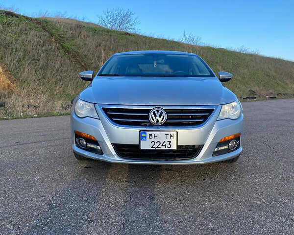 Фольксваген CC / Passat CC, объемом двигателя 2 л и пробегом 225 тыс. км за 8300 $, фото 1 на Automoto.ua