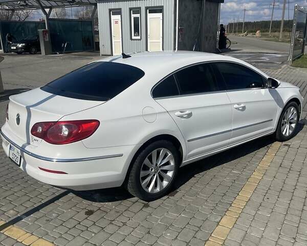 Фольксваген CC / Passat CC, об'ємом двигуна 1.98 л та пробігом 264 тис. км за 8600 $, фото 10 на Automoto.ua